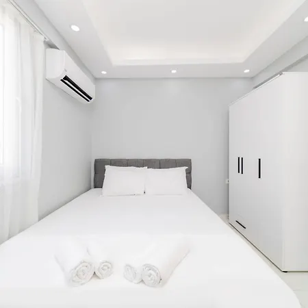 Cozy Flat W Balcony 5 Min To Beach In Apartman