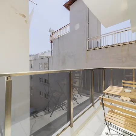 Cozy Flat W Balcony 5 Min To Beach In Apartament Alanya